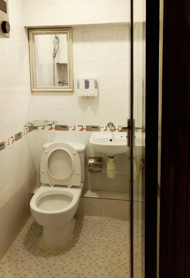 Hostel 16 Paris Guest House Block E Reception 10Th Floor Hong Kong Extérieur photo